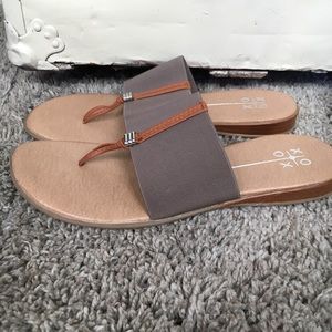 Sandal